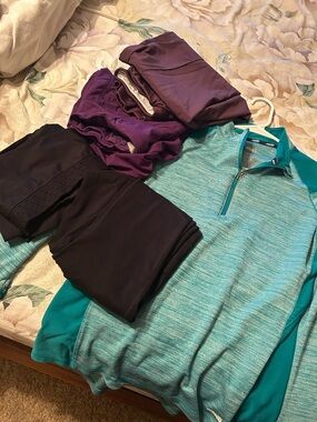 Women’s Small Athletic Wear